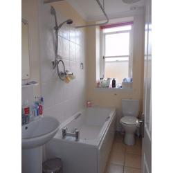 Lovely double room in in a wonderful big house