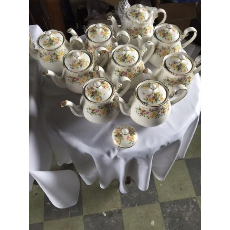 232 piece colclough hedgerow bone china