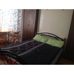 Double room for rent in Stratford