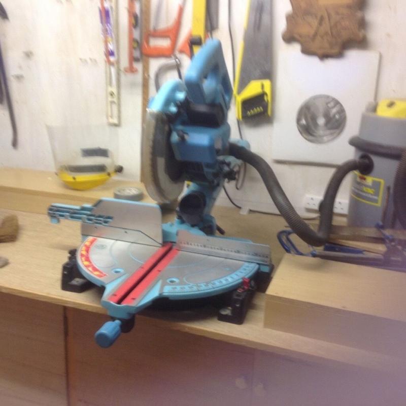 Sliding Circular mitre saw