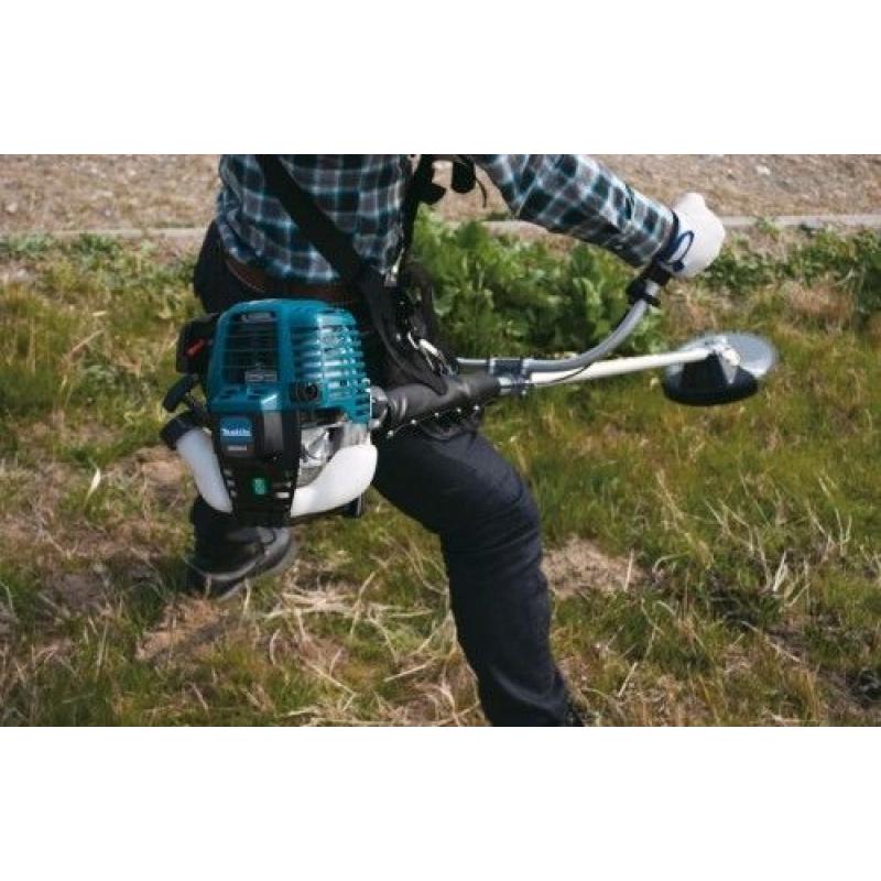 NEW MAKITA 4 STROKE STRIMMERS ,SPECIAL OFFER ,NO FUEL MIXING ,BALLYNAHINCH. FREE DELIVERY OR COLLECT