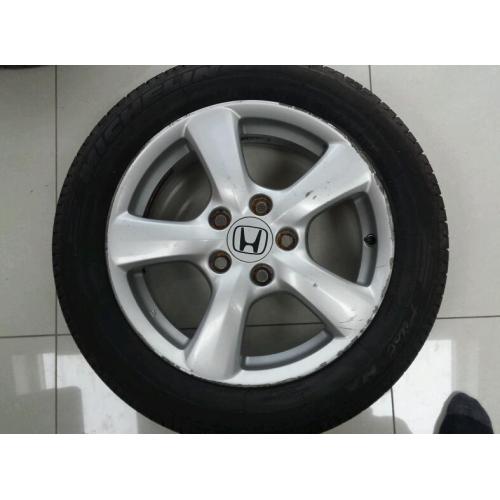 Genuine Honda Civic Alloy Wheel and Good Tyre