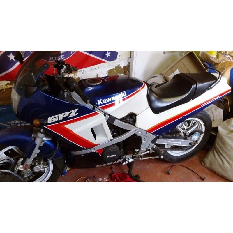 Kawasaki gpz600