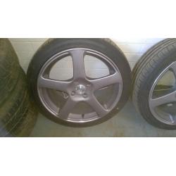 Kahn RSR Alloy Wheels 17" - 2 new tyres