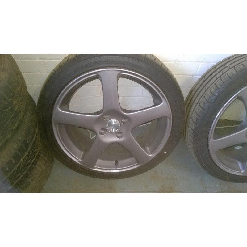 Kahn RSR Alloy Wheels 17" - 2 new tyres