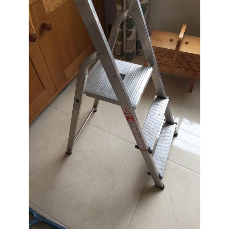 Small steps ladder