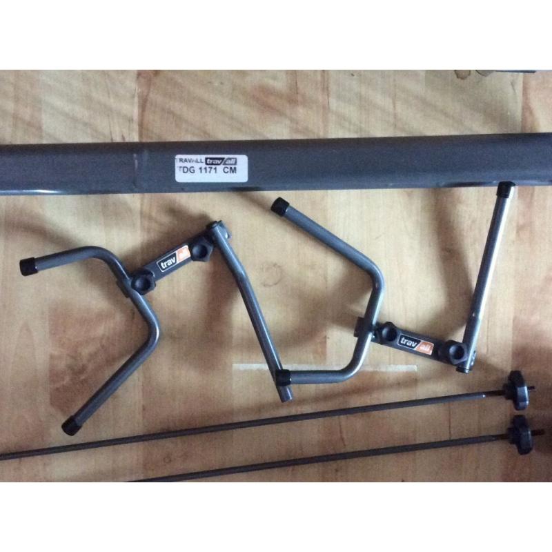 Travall dog guard for Honda Jazz 2002-2008