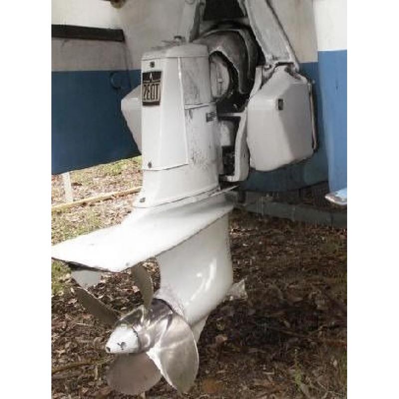 Wanted Volvo 280 boat outdrive parts