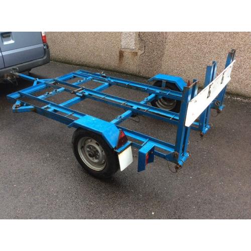 Three moto X or road bike trailer