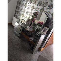 3 piece Mirrored glass furniture. Dressing table, mirror and 3 drawer chest