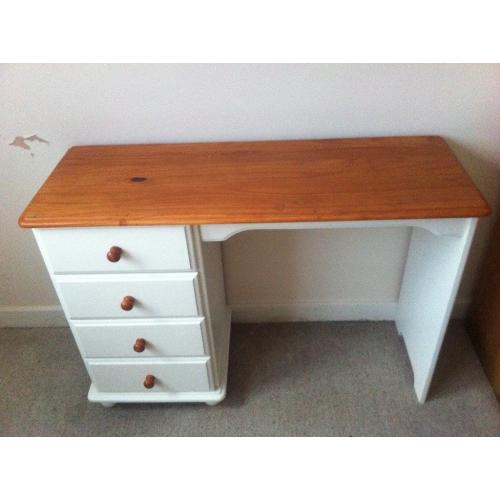 Pine desk
