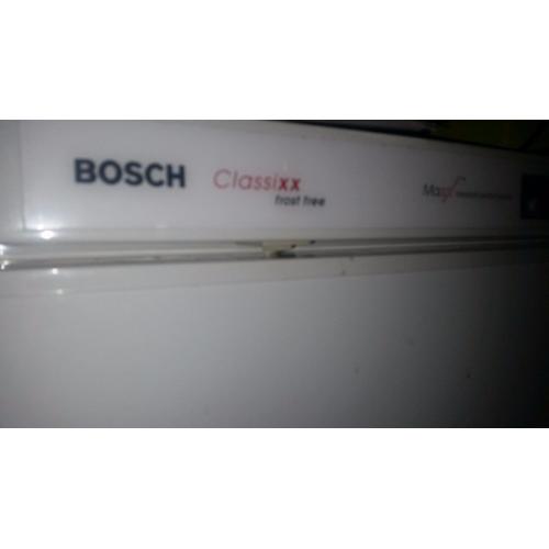 For spares / repair Bosch Classixx Frost Free Fridge Freezer 6ft