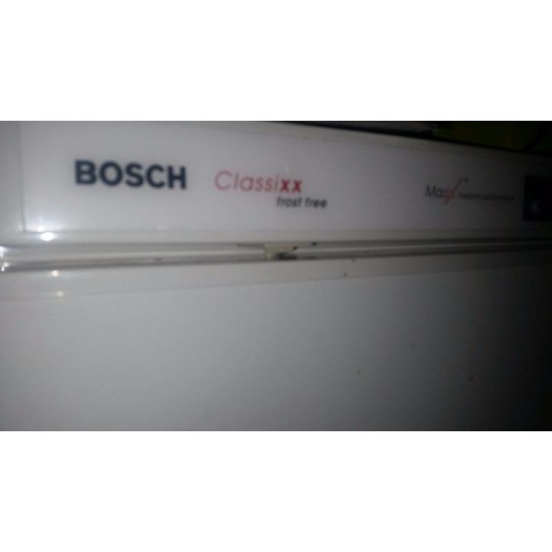 For spares / repair Bosch Classixx Frost Free Fridge Freezer 6ft