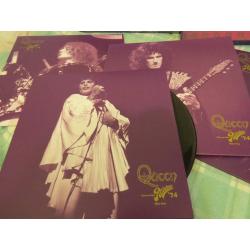 QUEEN LIVE AT THE RAINBOW 74' VINYL BOX SET UN PLAYED.