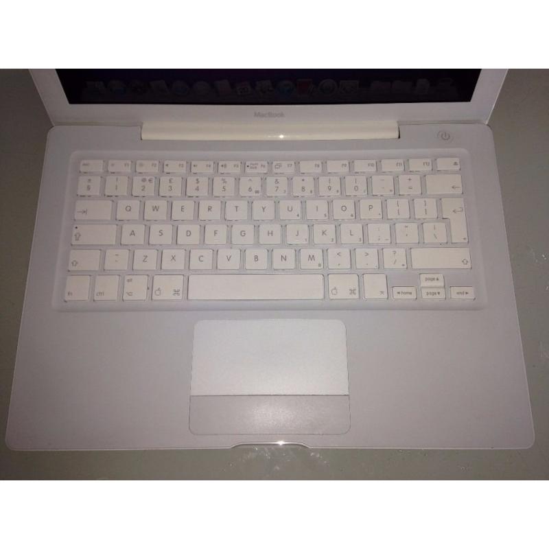 Macbook A1181 13-inch 2007