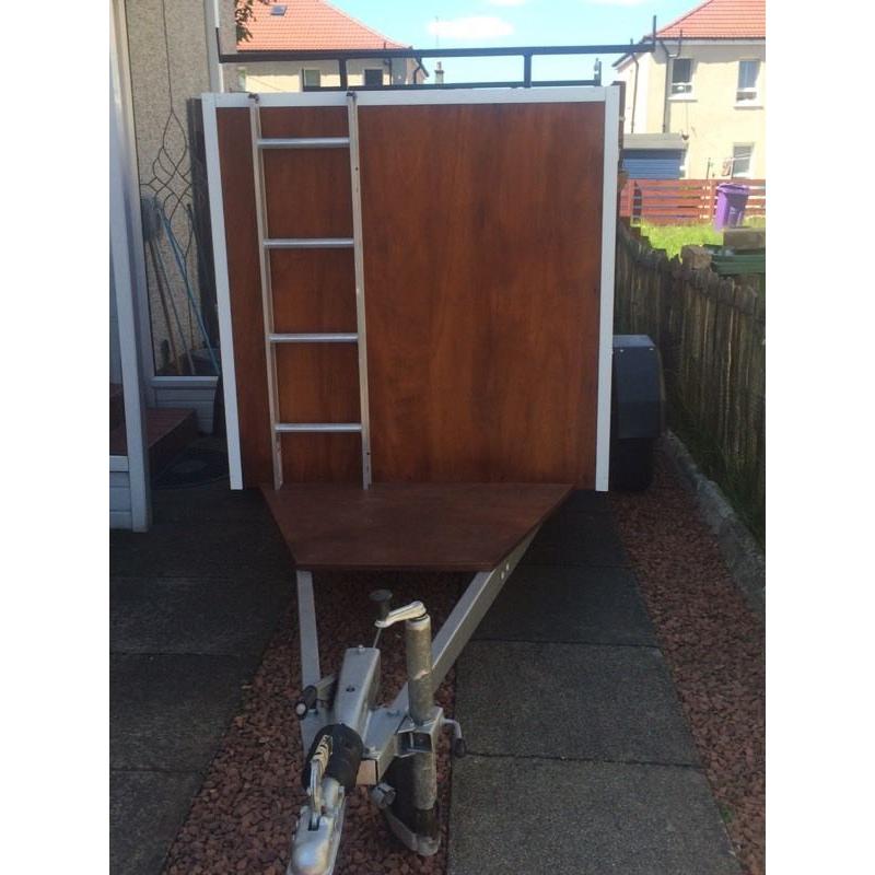 Lovely box trailer