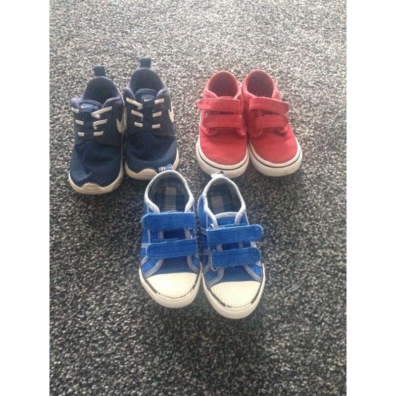 3x boys toddler trainers size 6
