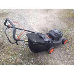 Petrol Lawnmower 18" Blade