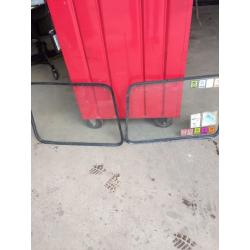 RARE T1 CAMPER VAN GENUINE FRONT SPIT SCREENS