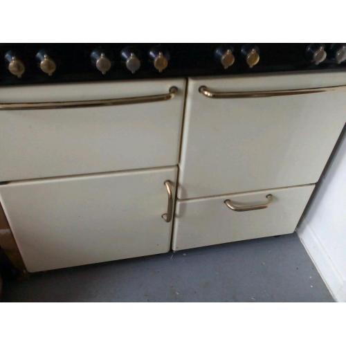 Range cooker