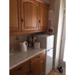 Free oak kitchen