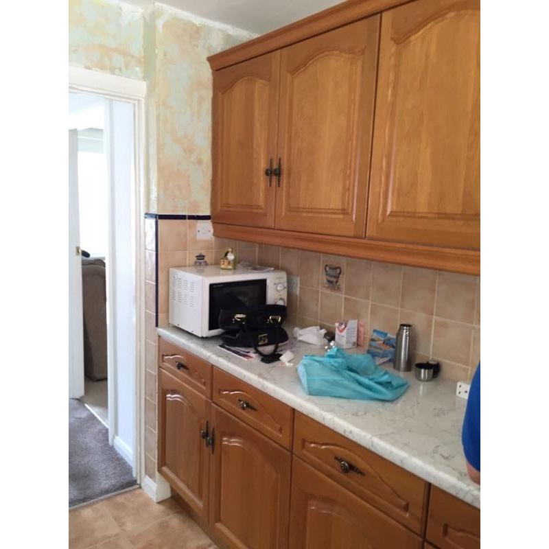 Free oak kitchen