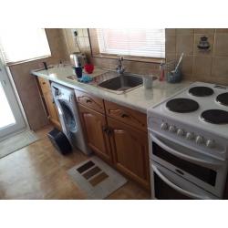 Free oak kitchen