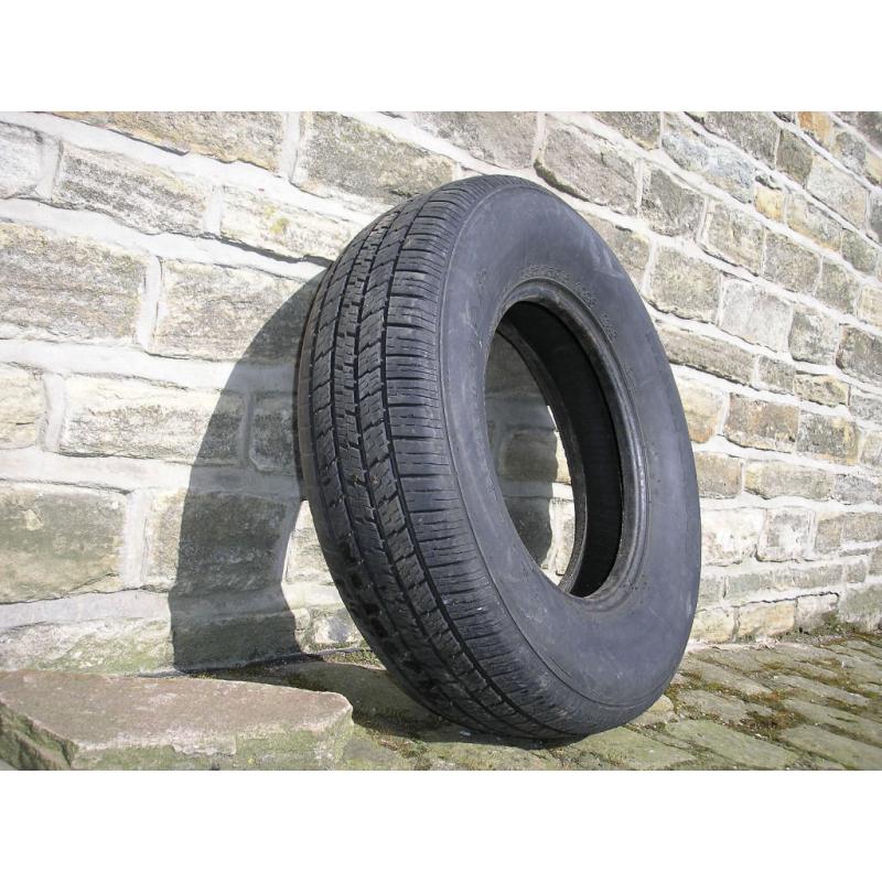 Marshall tyre 225/75R15