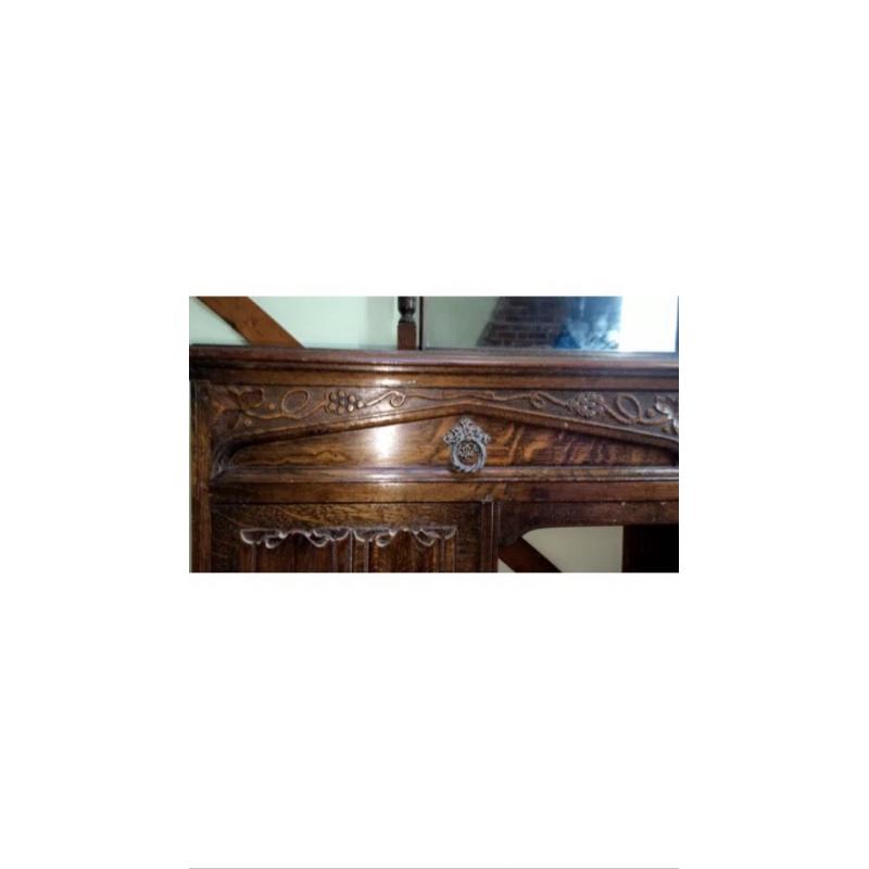 Retro dressing table