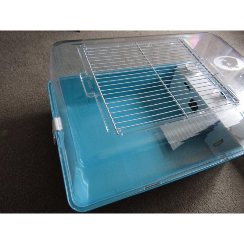 Medium Plastic Hamster Home