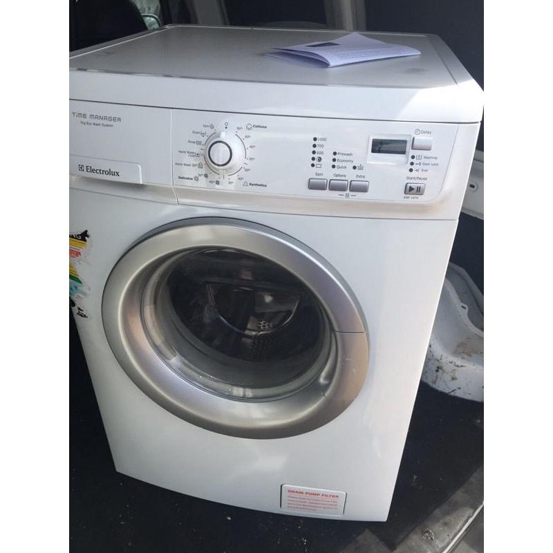 WASHING MACHINE 7KG ELECTROLUX EWF 1074