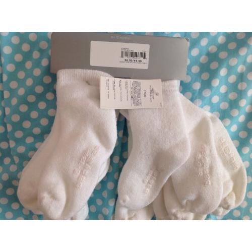 Baby Gap socks - BNWT - size 6-12 months