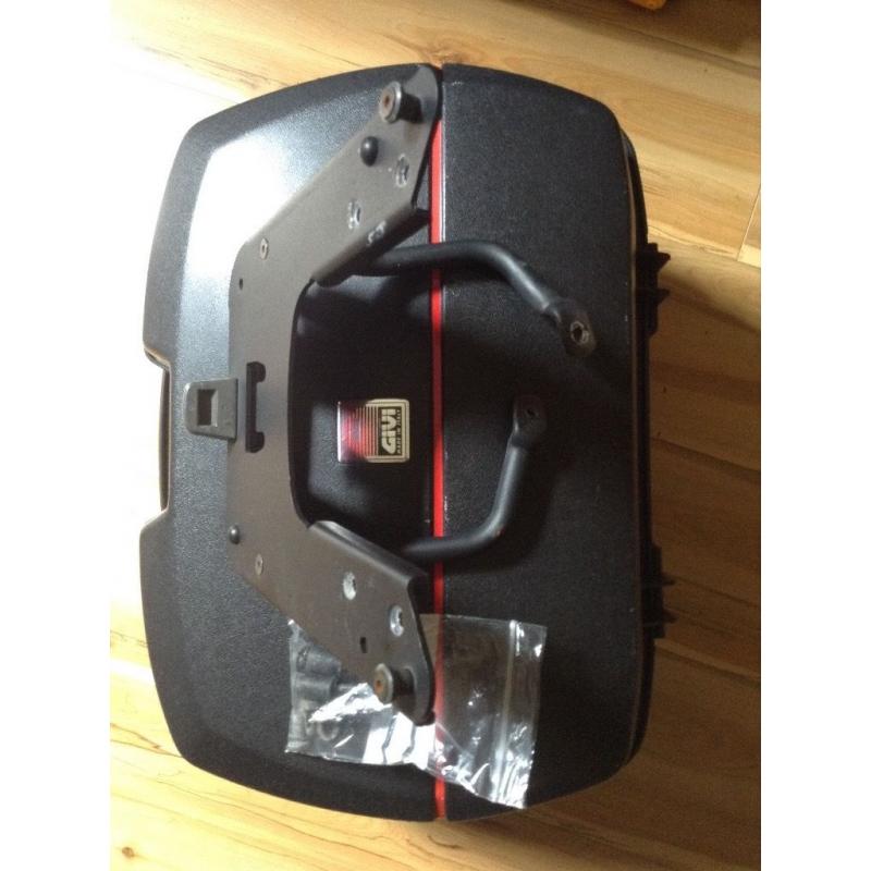 Motorbike back box by givi ,mono key with solid Steele bracket and screws