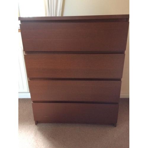 Chest of drawers