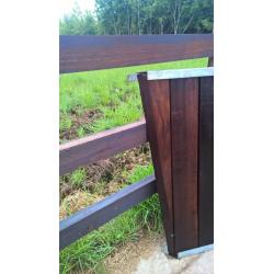 10 Monarch stable hay feeders