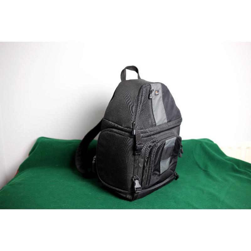 Canon EFS 17-55mm f2.8 IS USM Lens+Lowepro Slingshot 302AW kit bag