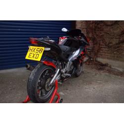 Aprilia RS 125 - Superb Bike - custom paint and loads of extras - very well maintained