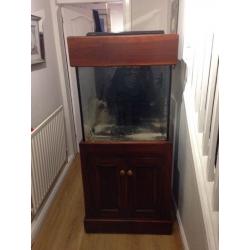 Marine fish tank weir sump