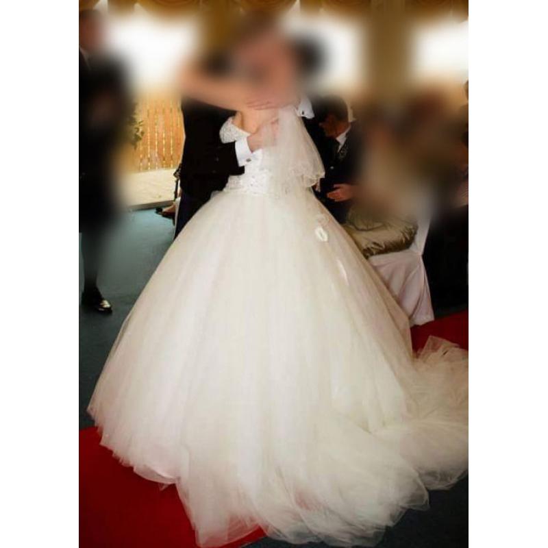 JUSTIN ALEXANDER WEDDING DRESS SIZE 12 STYLE 8158 - RECENTLY DRY CLEANED