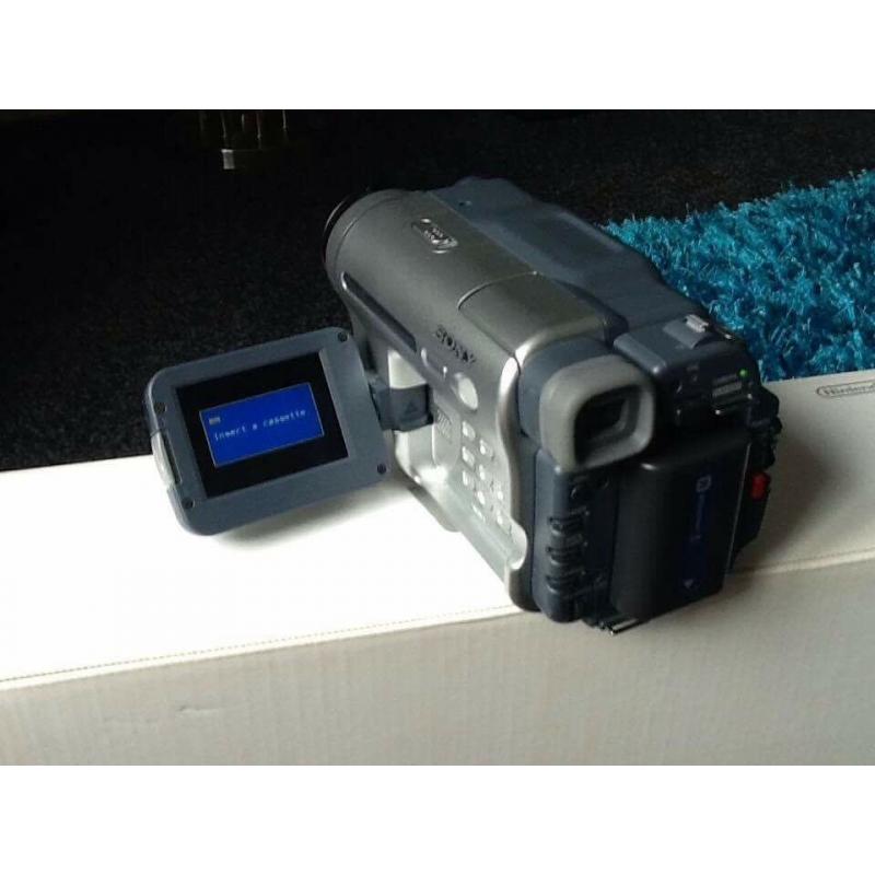 SONY CAMCORDER