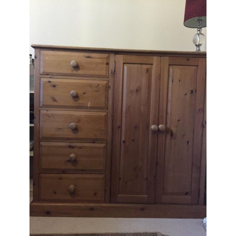 Tallboy/wardrobe