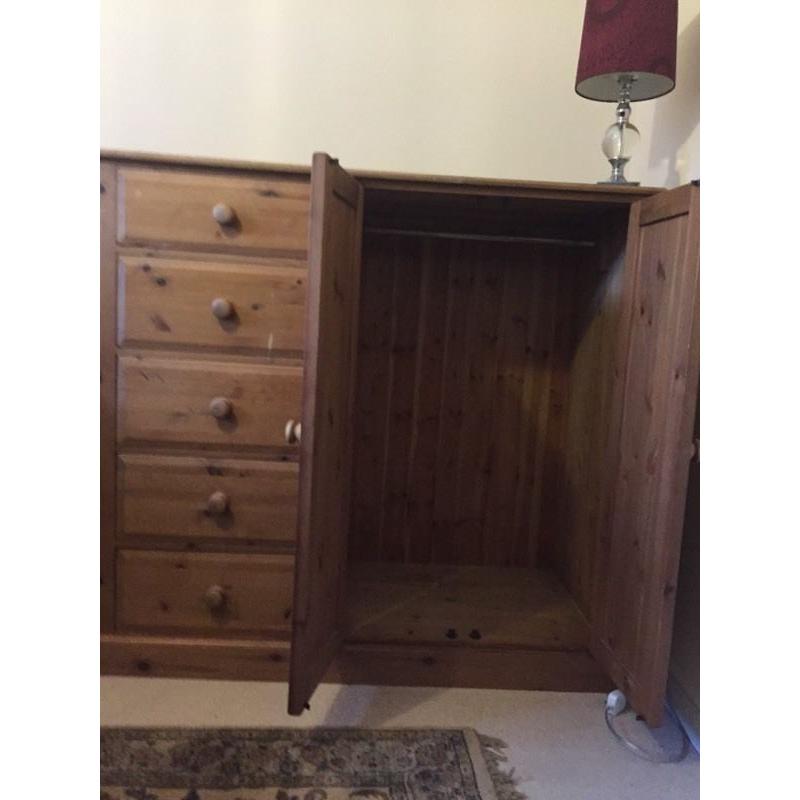 Tallboy/wardrobe