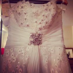 Beautiful & new with tags Alfred Sung lace wedding dress with train and lace bolero - make an offer!