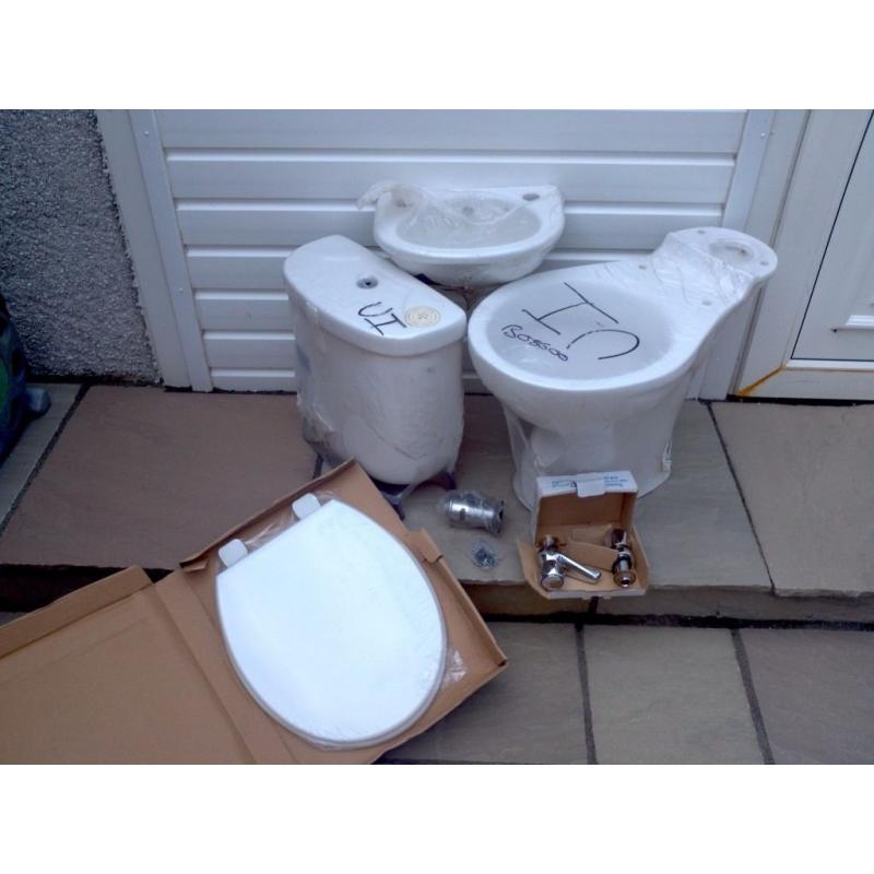 Cloackroom bathroom suite