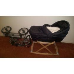 Silver Cross Sleepover Deluxe pram & Moses basket sytem