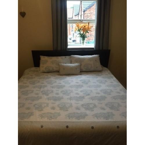 SUPER KING SIZE AQUASTAR WATER BED