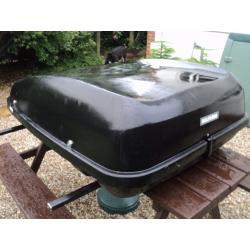 Halfords Roof Box ~ 95cm wide x 132cm long x 36cm deep ~ 400 ltr
