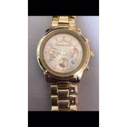 Michael kors gold watch