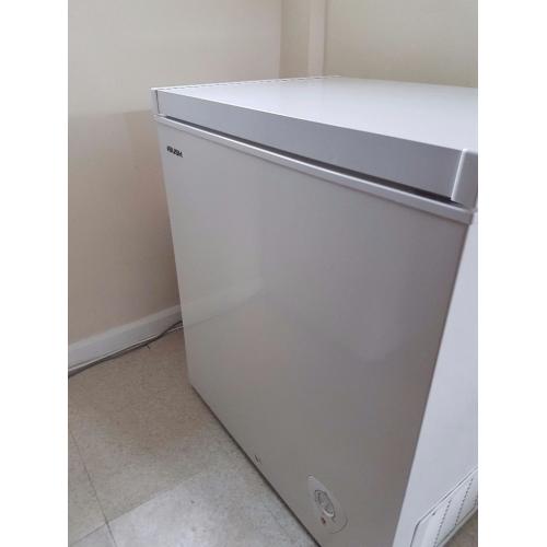 145 litre chest freezer