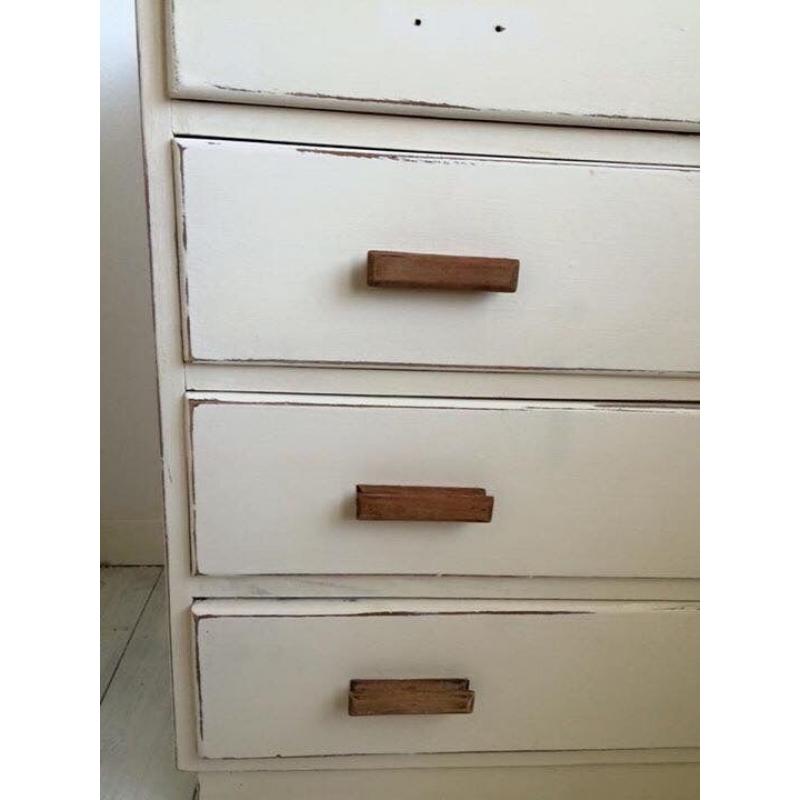 Chest of draws